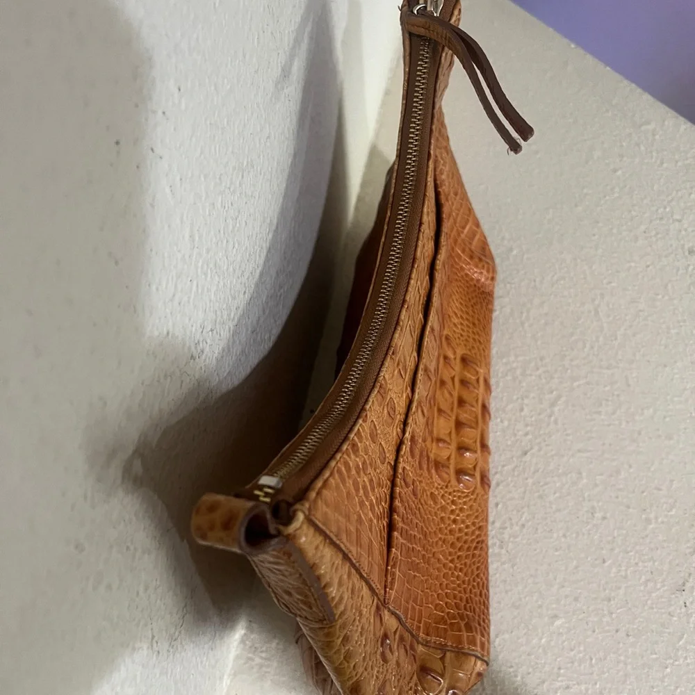 - Brahmin Toasted Almond‎ Vintage Alligator Handbag . No strap! NO HANDLE.